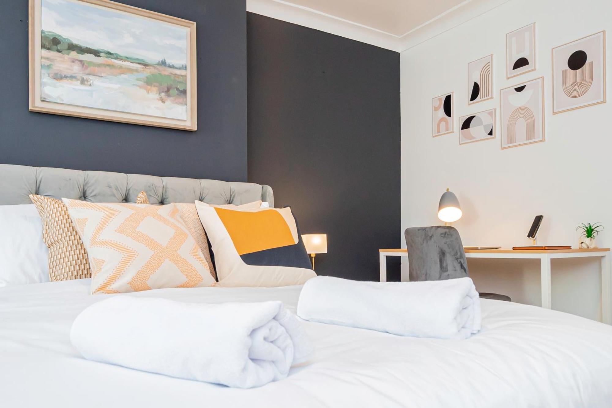 Charming 2-Bedroom Flat With A Garden And Free Parking At Abingdon オックスフォード エクステリア 写真