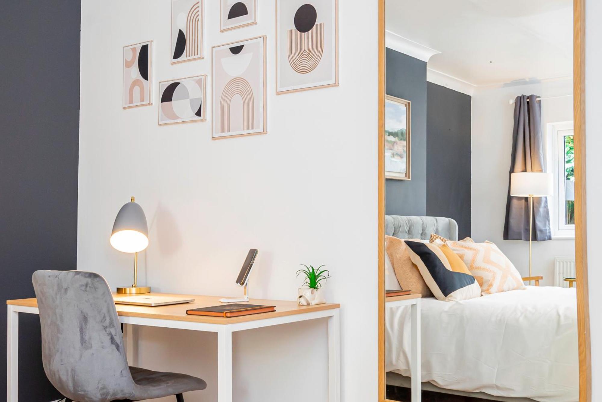 Charming 2-Bedroom Flat With A Garden And Free Parking At Abingdon オックスフォード エクステリア 写真