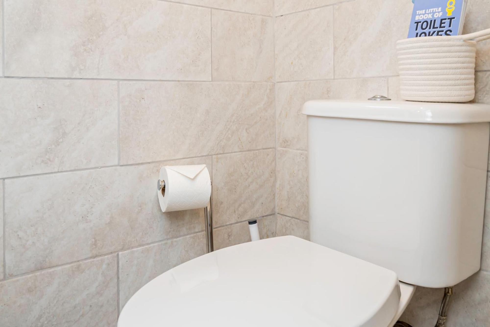 Charming 2-Bedroom Flat With A Garden And Free Parking At Abingdon オックスフォード エクステリア 写真